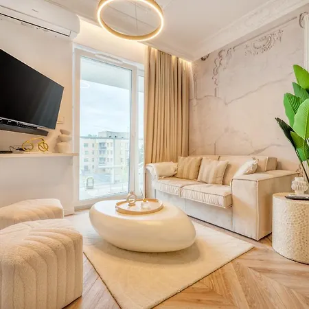 Golden Manufaktura By Rentujemy Apartament *