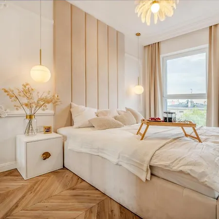 Golden Manufaktura By Rentujemy דירה *