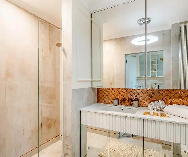 Golden Manufaktura By Rentujemy דירה לודז'