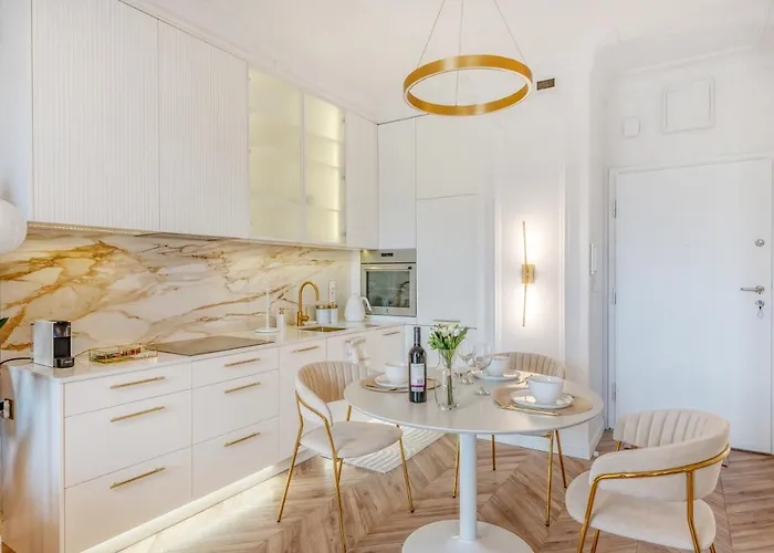 Golden Manufaktura By Rentujemy شقة